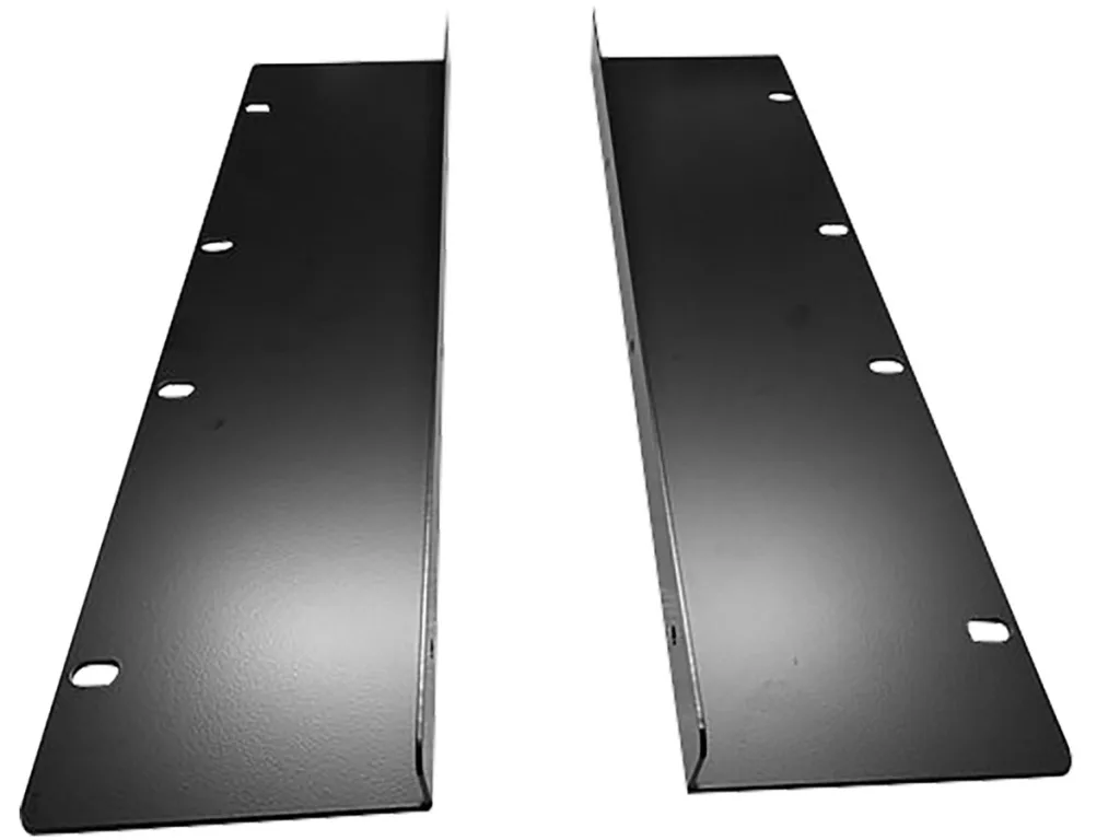 Studiomaster | Équerres de Rack pour CLUB XS8+